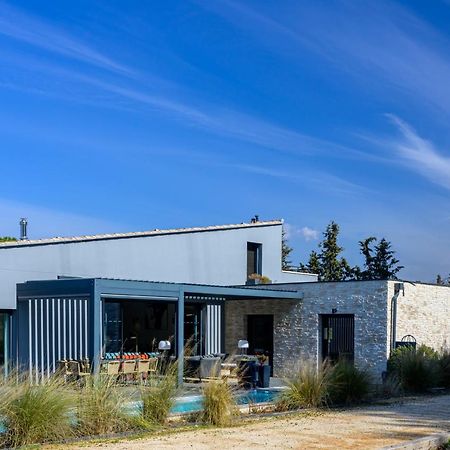 Maison-M Aix Meyreuil Εξωτερικό φωτογραφία